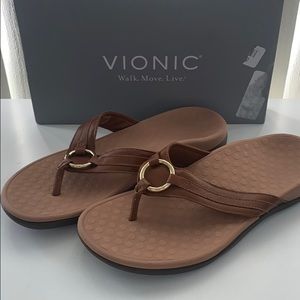 Vionic Tide Aloe Leather Sandal